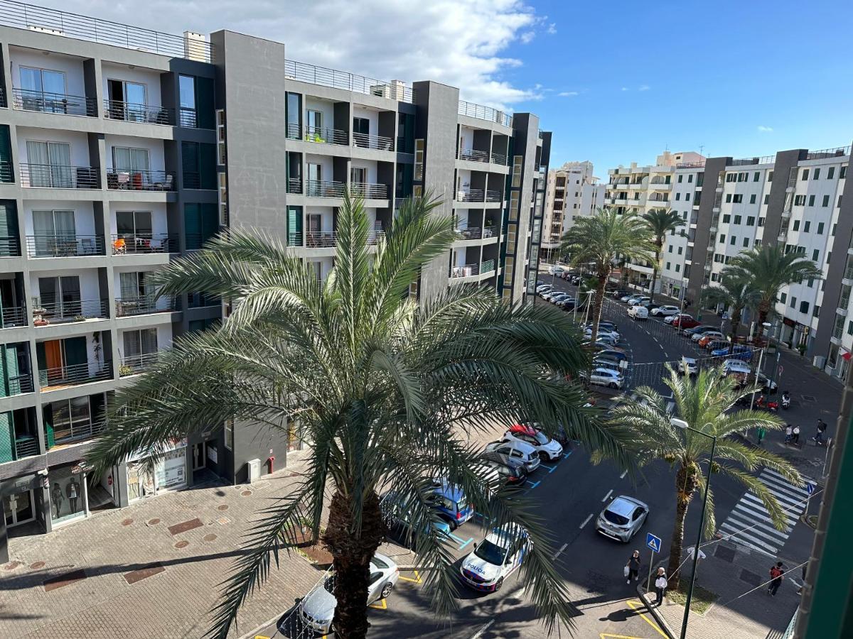 Plaza Near Forum Madeira - Rooms For Rent Funchal  Extérieur photo