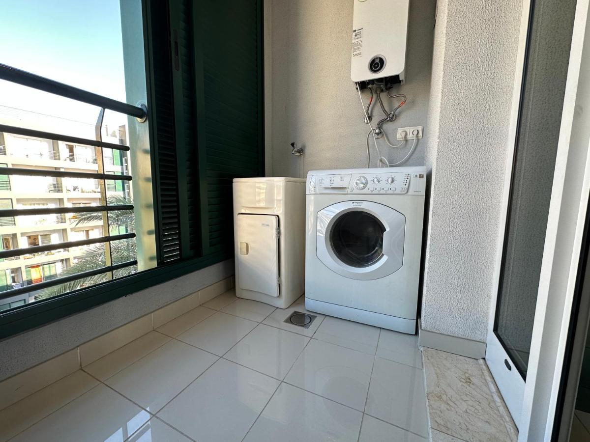 Plaza Near Forum Madeira - Rooms For Rent Funchal  Extérieur photo