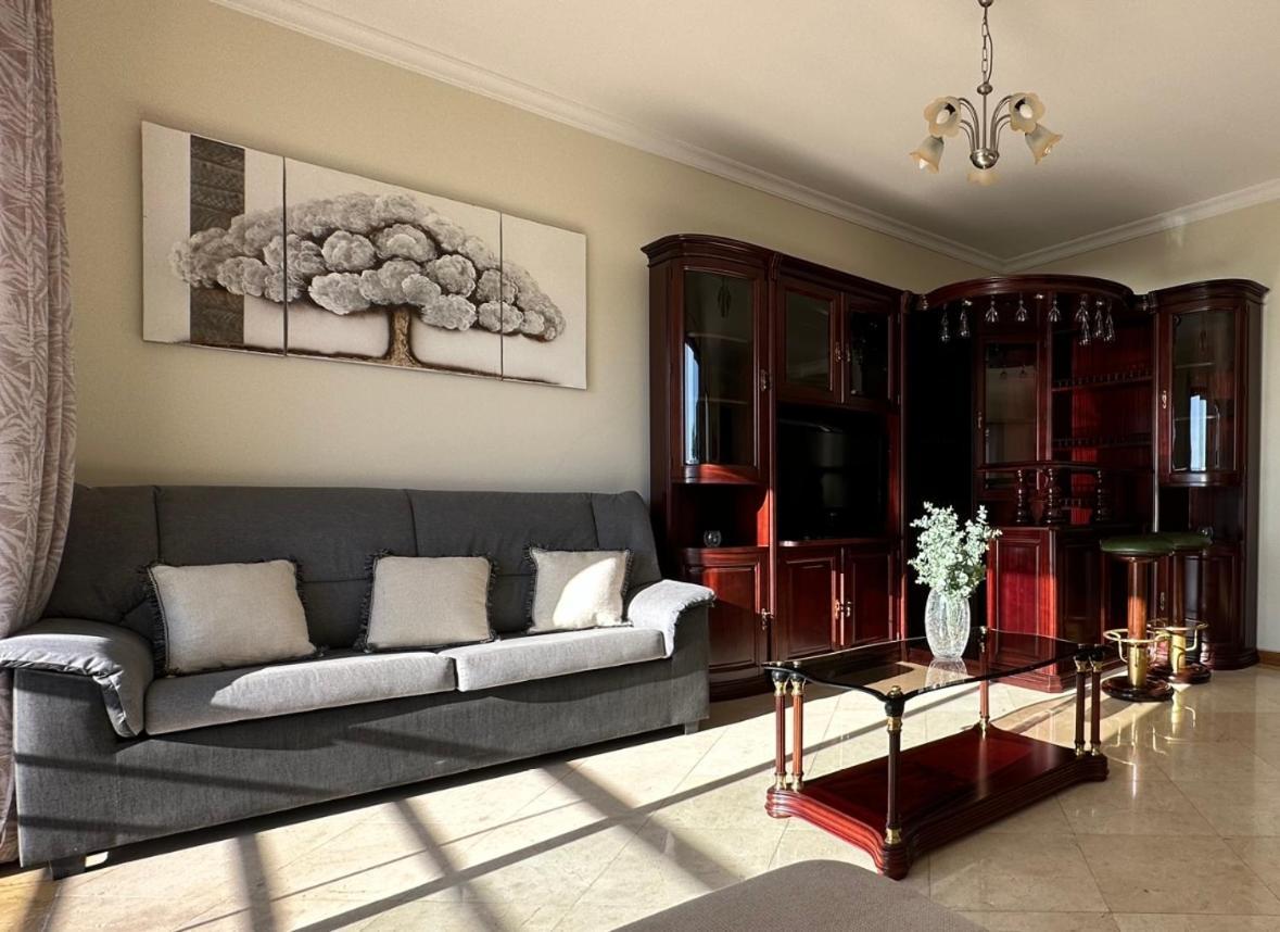 Plaza Near Forum Madeira - Rooms For Rent Funchal  Extérieur photo